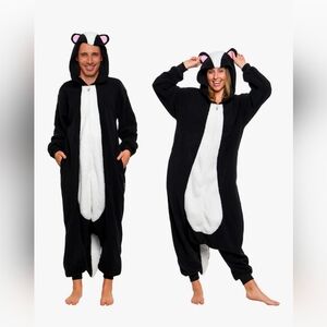 Funziez! Size Lg Skunk Union Suit